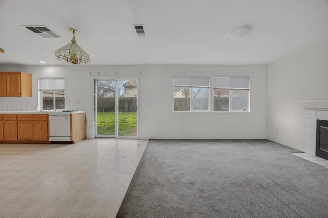 $550,000 | 8916 Mandalay Way, Elk Grove, CA 95624