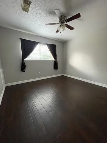 $2,700 | 3208 Yost Boulevard, Pearland, TX 77581