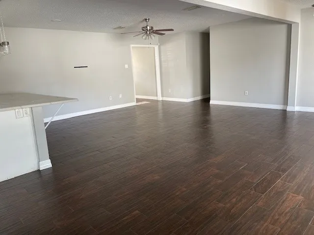 $2,700 | 3208 Yost Boulevard, Pearland, TX 77581