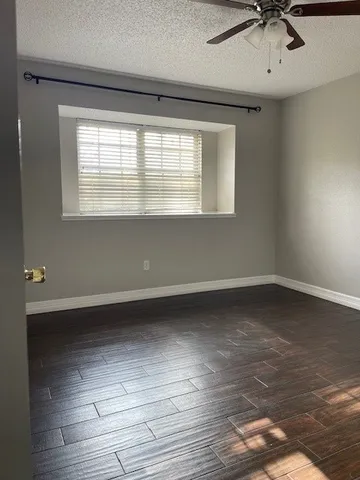 $2,700 | 3208 Yost Boulevard, Pearland, TX 77581