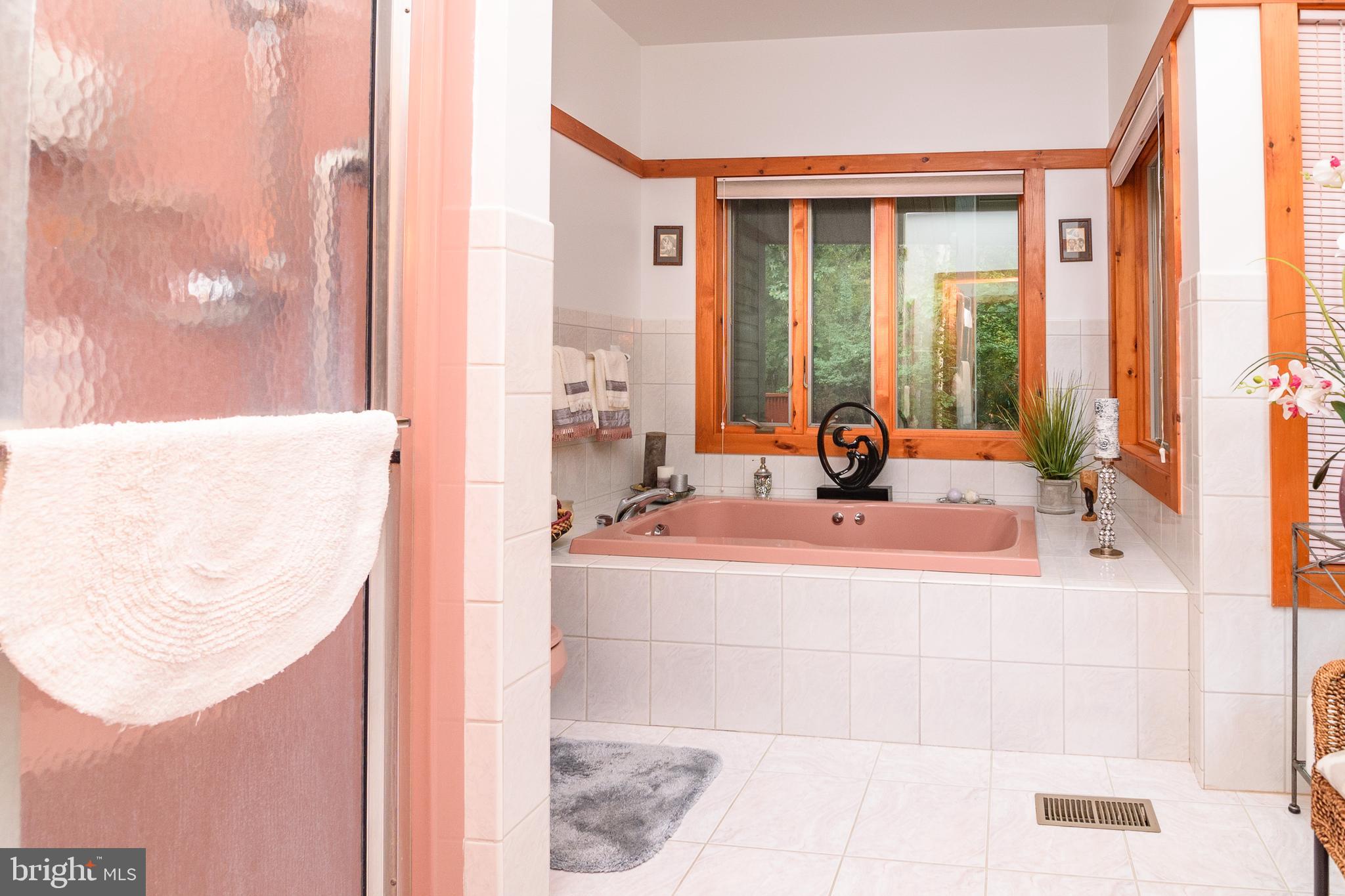 23615 Quail Hollow Circle Lewes, DE 19958 - Photo 31 of 49 a living room with large windows