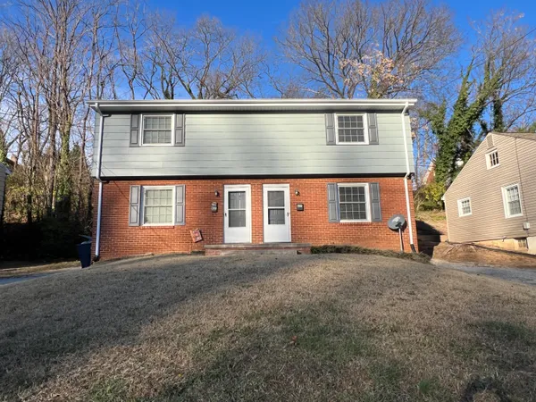 $1,250 | 835 Kerns Avenue Southwest, Roanoke, VA 24015