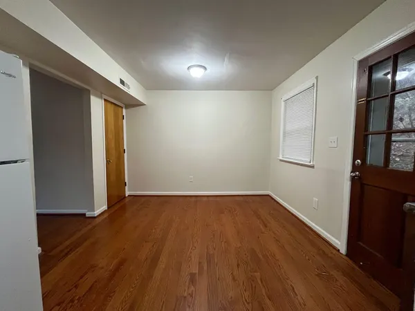 $1,250 | 835 Kerns Avenue Southwest, Roanoke, VA 24015
