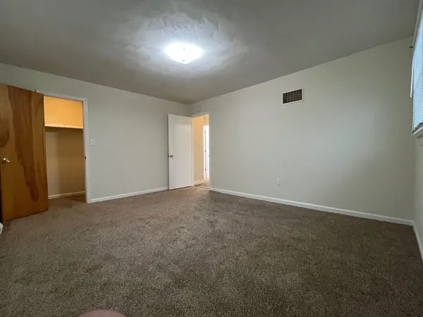 $1,250 | 835 Kerns Avenue Southwest, Roanoke, VA 24015