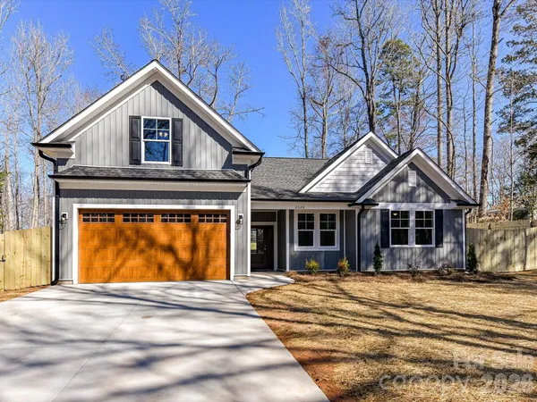 $400,000 | 185 Flat Stone Drive, Clover, SC 29710
