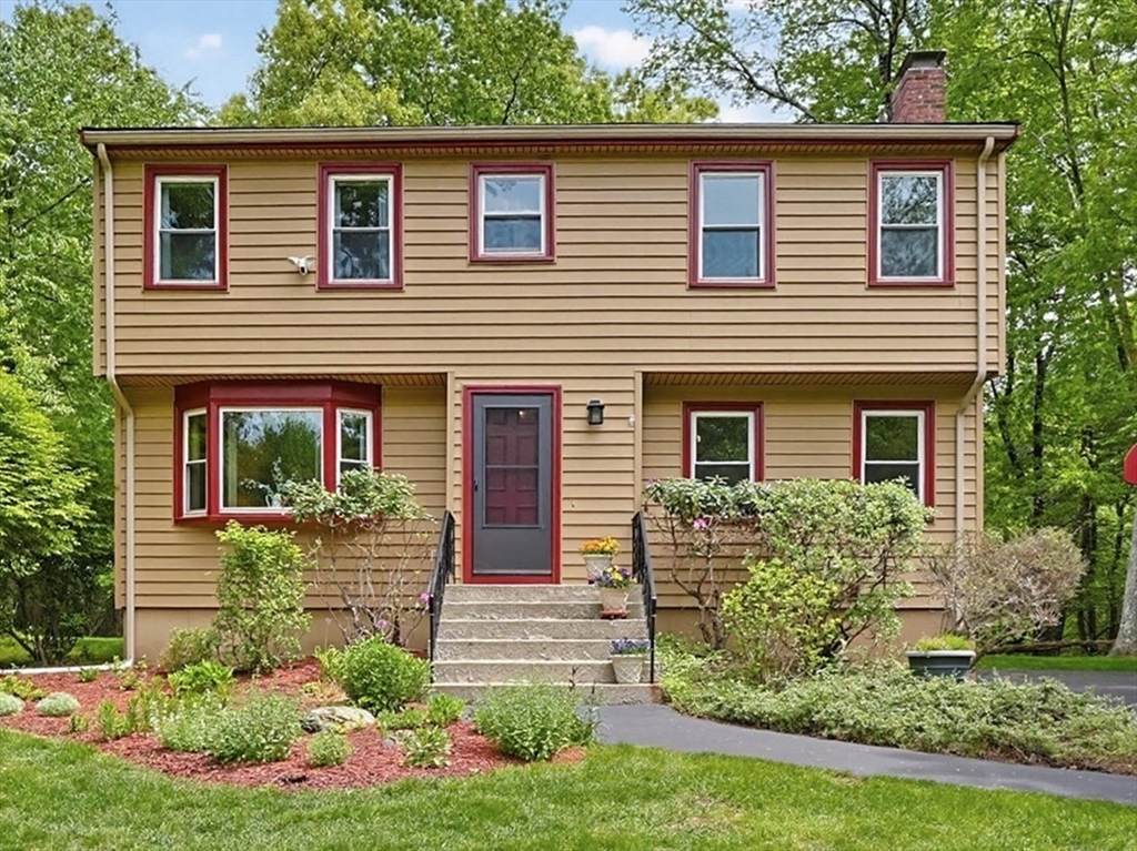 218 Hampton Road Sharon, MA 02067 - Photo 3 of 34