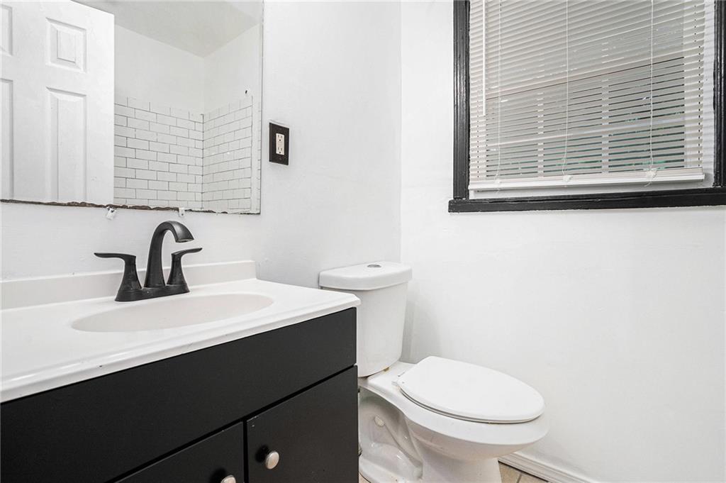 836 Bolton Road Northwest Atlanta, GA 30331 - Photo 14 of 23