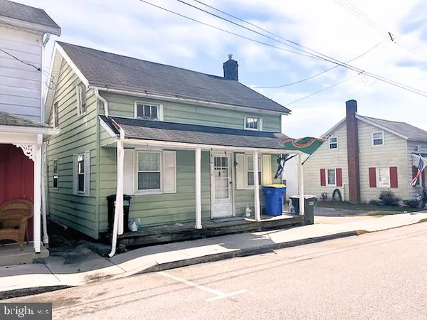 $164,900 | 30 Cherry Street, Seven Valleys, PA 17360