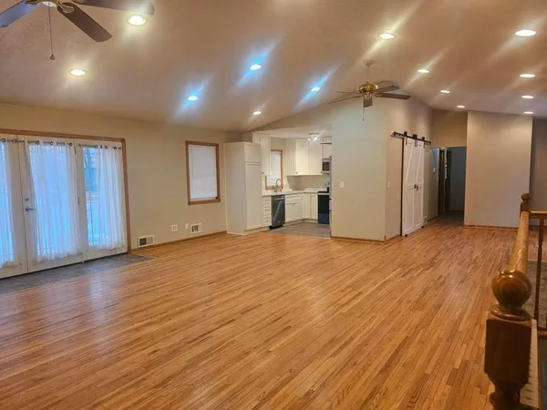 $2,800 | 1209 Pearson Parkway, Brooklyn Park, MN 55444