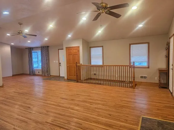 $2,800 | 1209 Pearson Parkway, Brooklyn Park, MN 55444