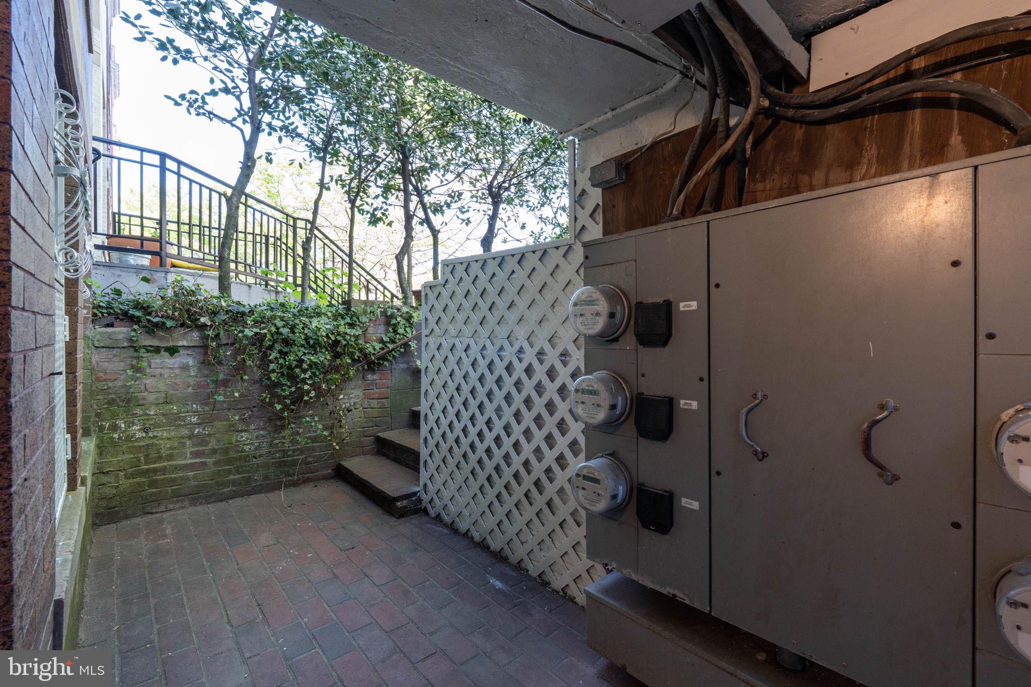 1944 Calvert Street Northwest Washington, DC 20009 - Photo 61 of 85