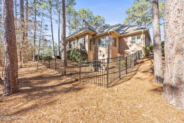 $879,900 | 126 St Mellions Court, Pinehurst, NC 28374