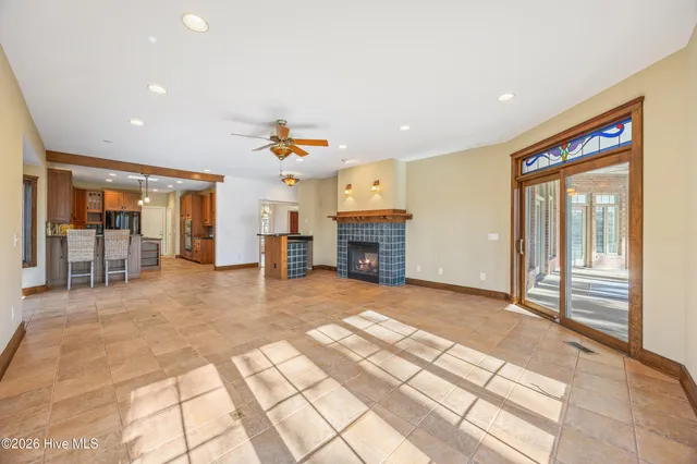 $879,900 | 126 St Mellions Court, Pinehurst, NC 28374