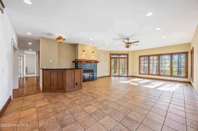 $879,900 | 126 St Mellions Court, Pinehurst, NC 28374