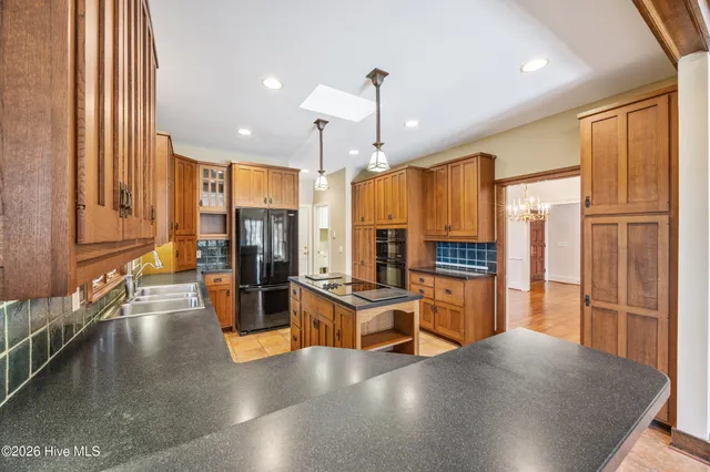 $879,900 | 126 St Mellions Court, Pinehurst, NC 28374