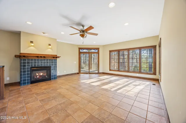 $879,900 | 126 St Mellions Court, Pinehurst, NC 28374