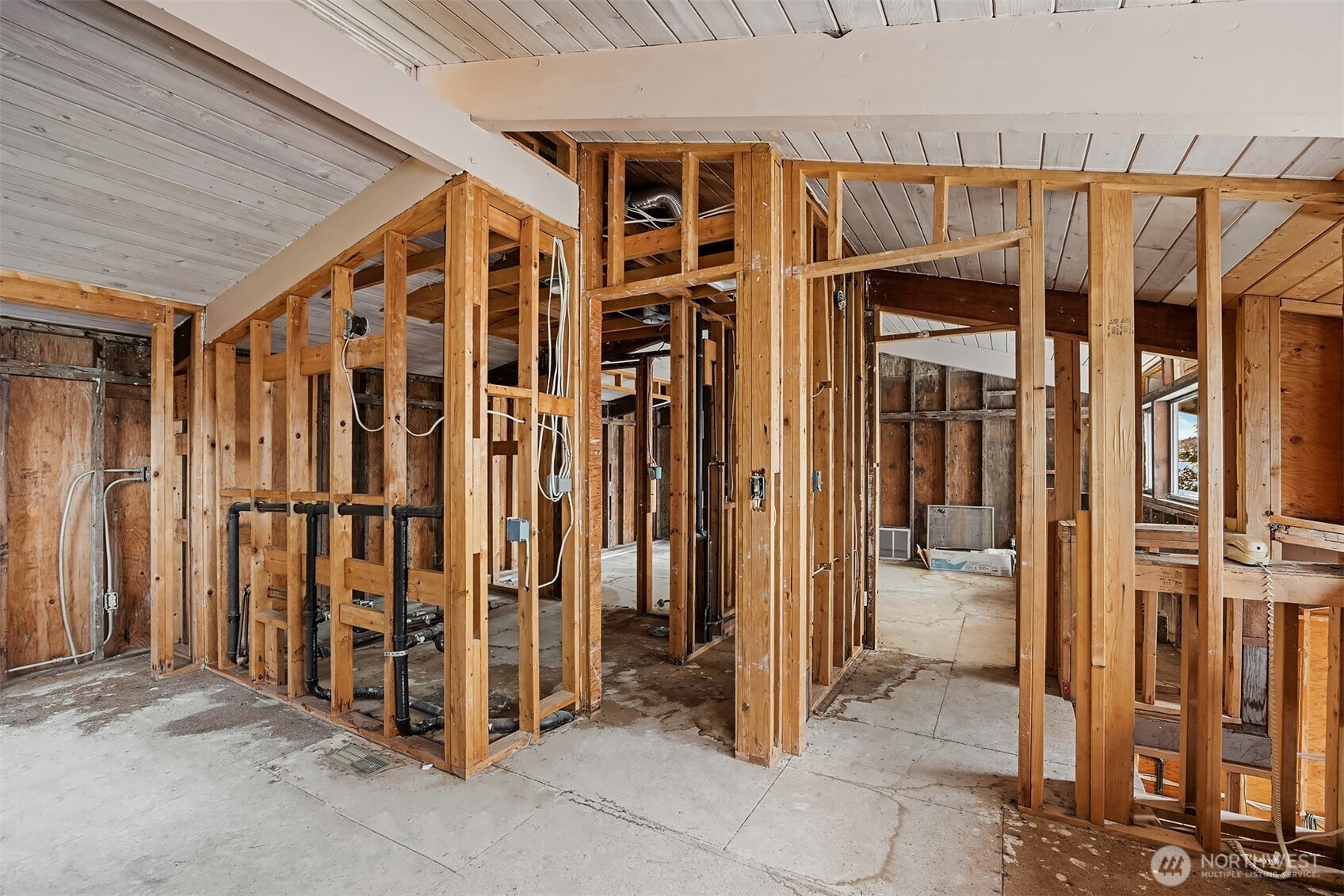 8001 West Mercer Way Mercer Island, WA 98040 - Photo 17 of 20 a view of a porch with a door