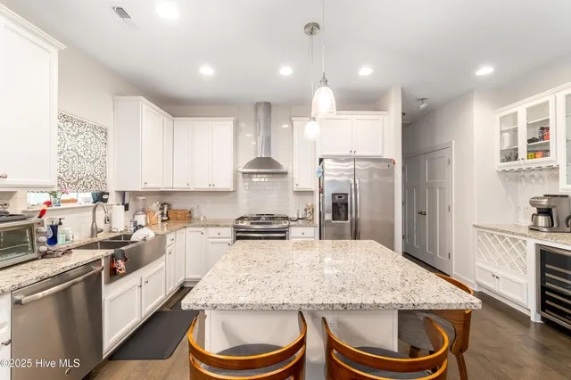 $559,900 | 111 Rosedale Court, Moyock, NC 27958