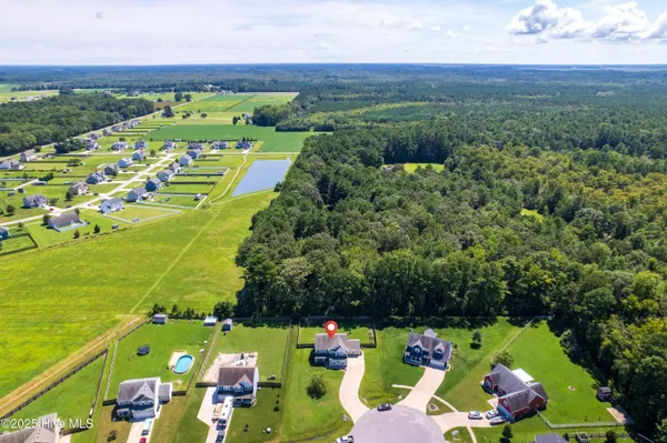 $559,900 | 111 Rosedale Court, Moyock, NC 27958