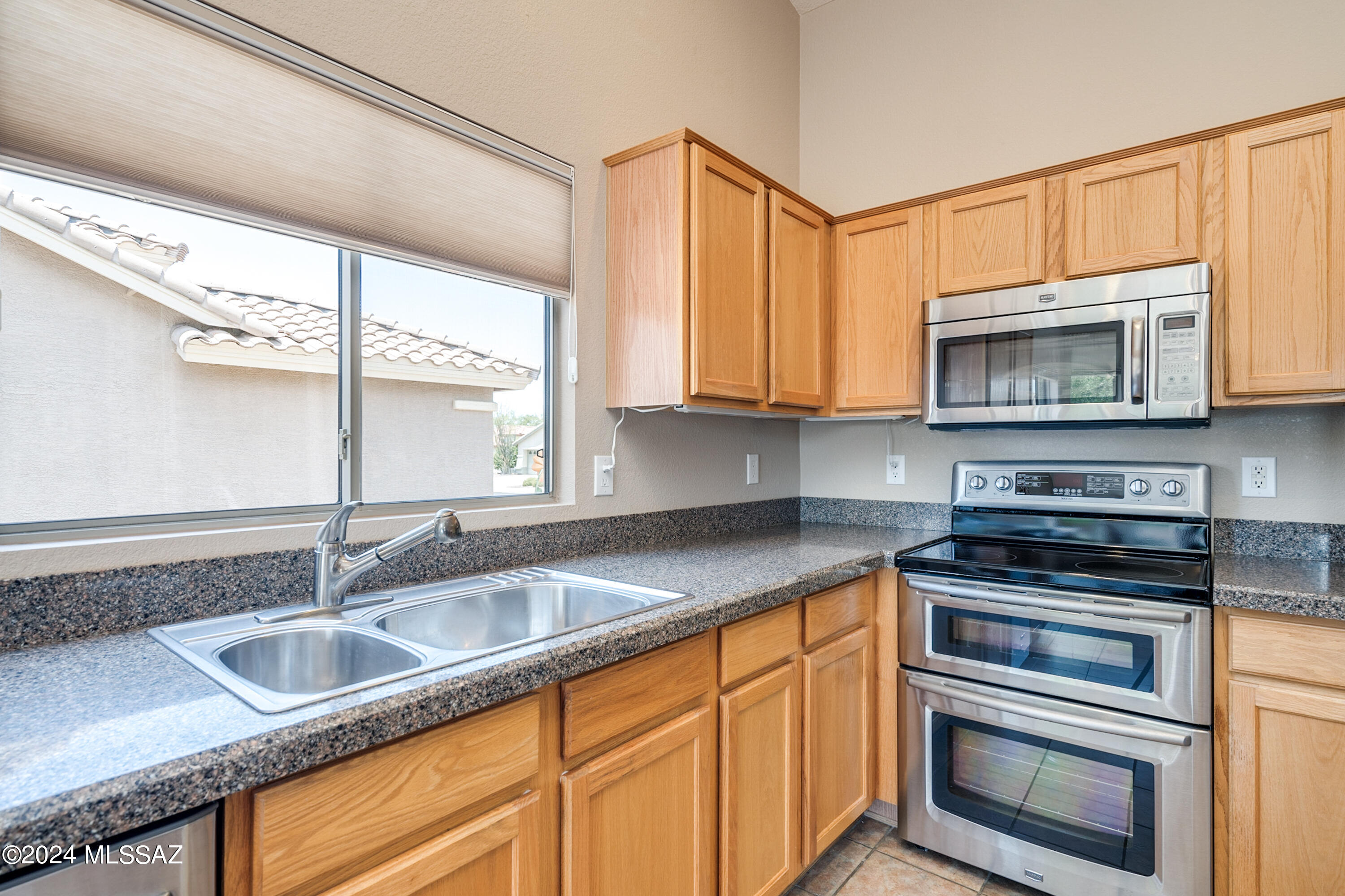 1780 East Redstart Road Green Valley, AZ 85614 - Photo 21 of 49