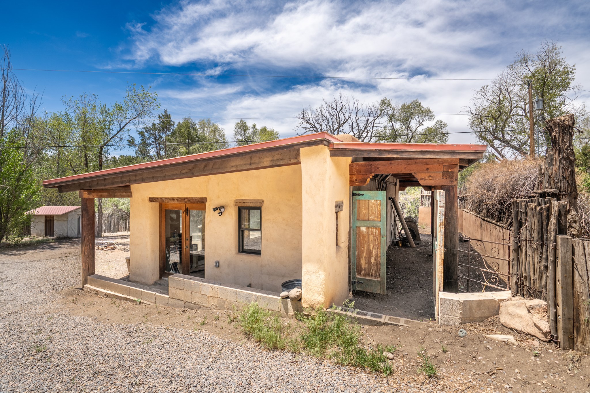 99 Canada Village Road Santa Fe, NM 87505 - Photo 5 of 42
