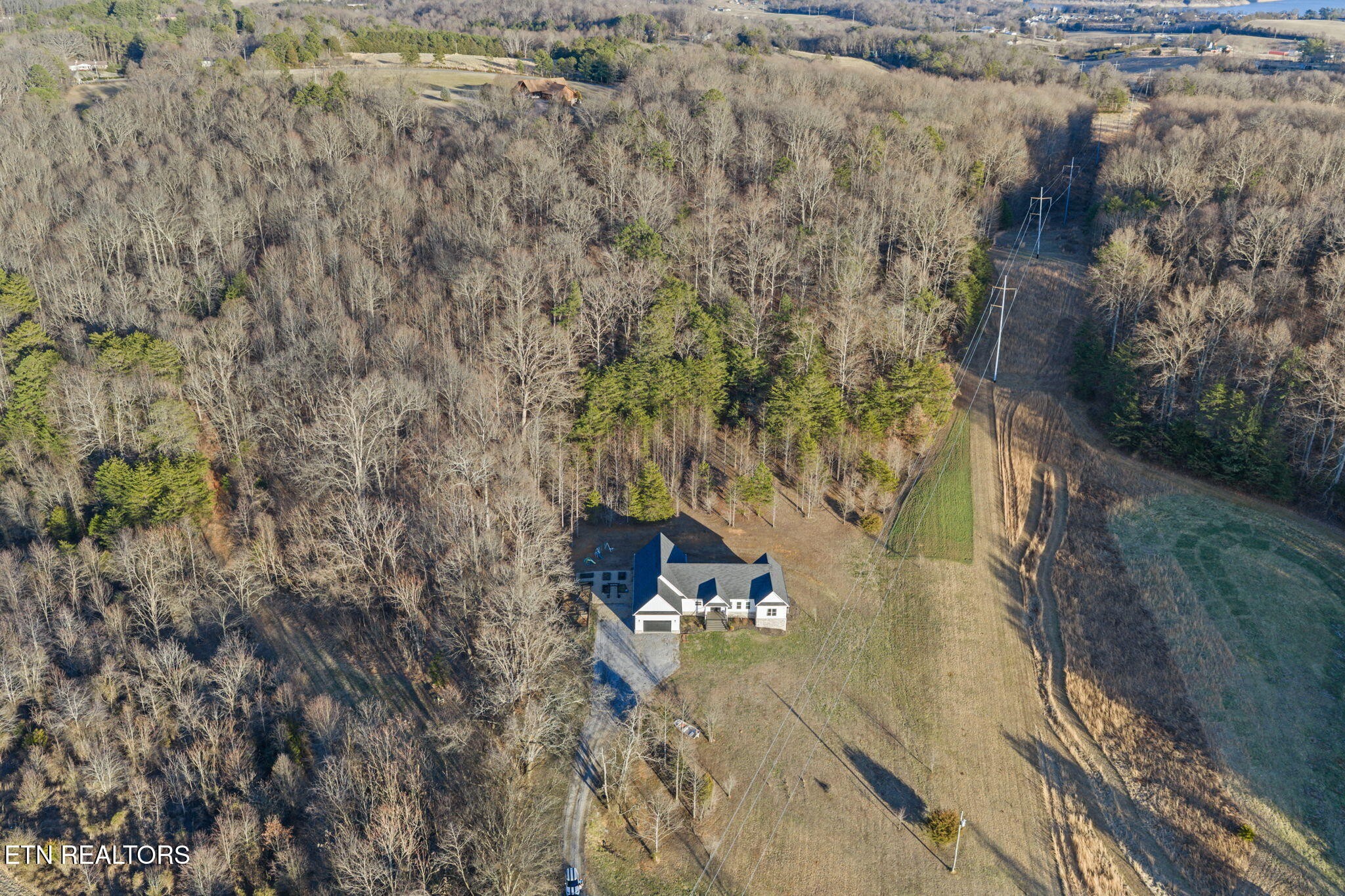 916 Zirkle Road Dandridge, TN 37725 - Photo 45 of 48 Gallery Image 45