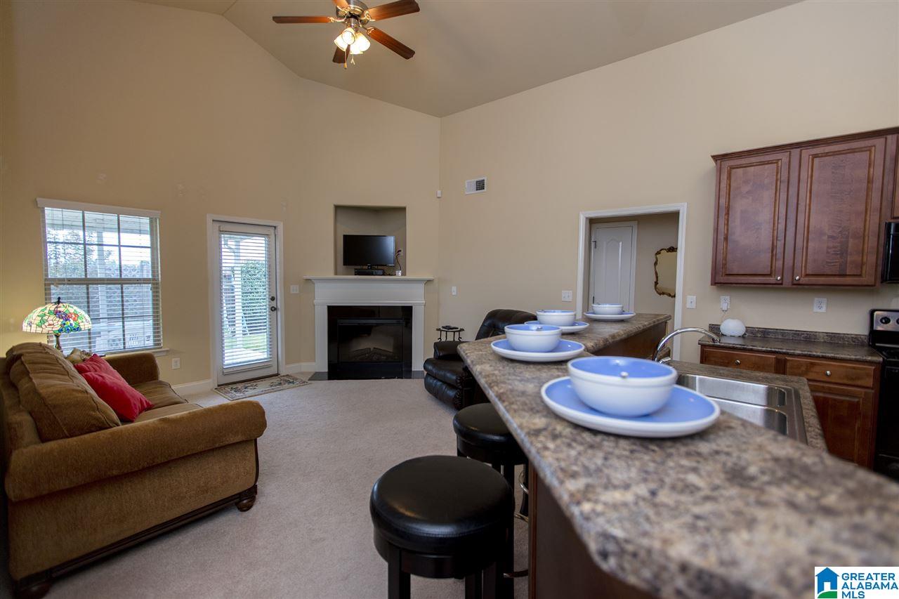 100 Crisfield Circle Alabaster, AL 35007 - Photo 3 of 20
