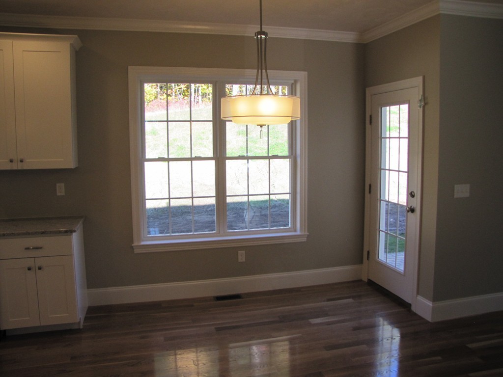 32 Jordan Road Holden, MA 01520 - Photo 9 of 20 Gallery Image 9