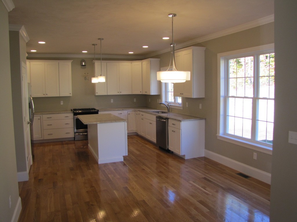 32 Jordan Road Holden, MA 01520 - Photo 10 of 20 Gallery Image 10