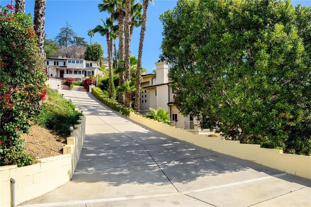 736 Cavanagh Road Glendale, CA 91207 - Photo 54 of 70