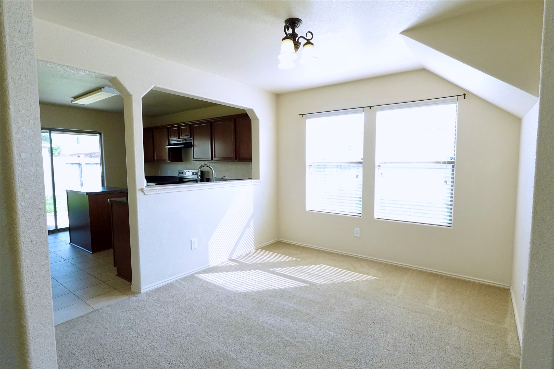 1323 Kane Court Rosenberg, TX 77471 - Photo 5 of 22