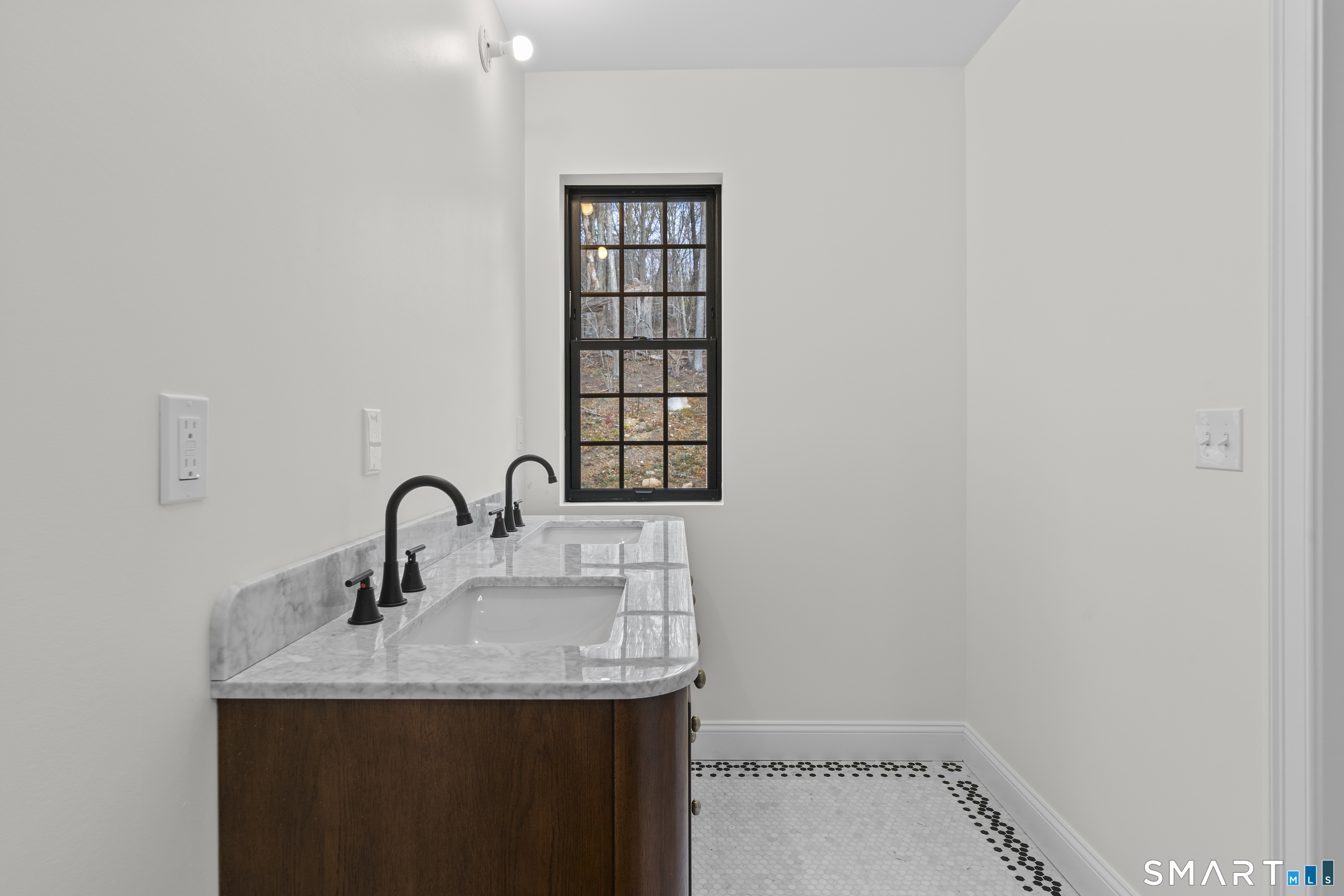 14 Lakewood Road East Hampton, CT 06424 - Photo 23 of 25