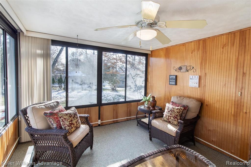 36221 West Lyman Road Farmington Hills, MI 48331 - Photo 15 of 32