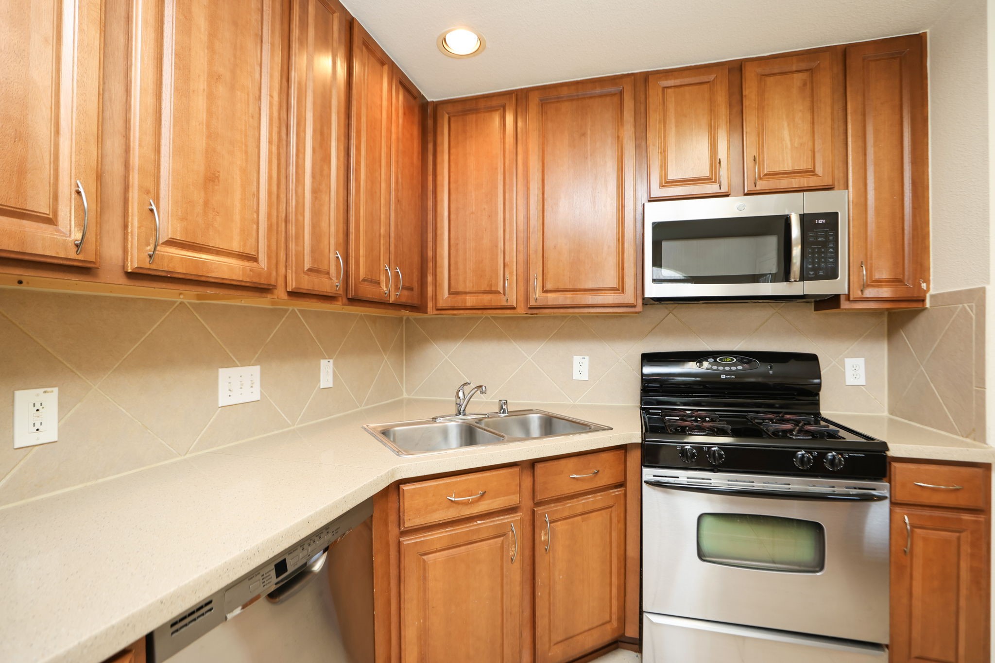 1620 Grable Cove Lane Spring, TX 77379 - Photo 15 of 41 Gallery Image 15