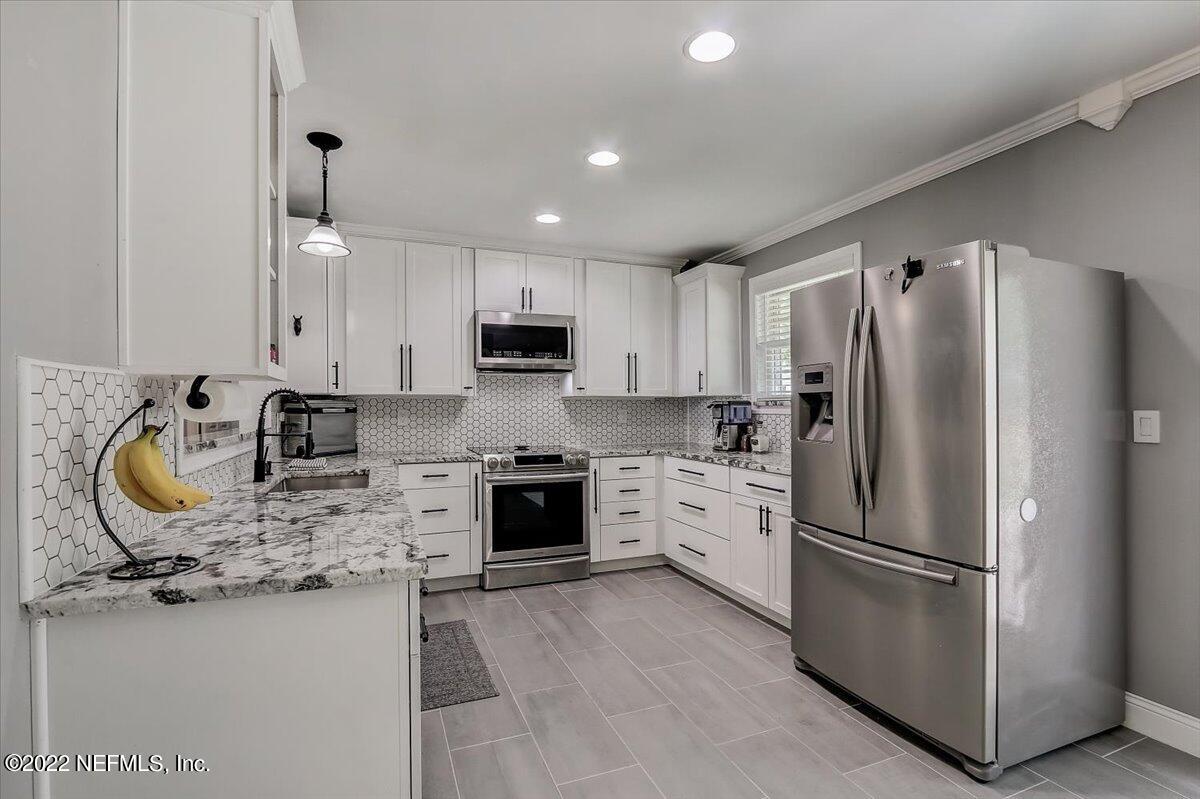 4530 Bull Run Road Jacksonville, FL 32210 - Photo 8 of 32 08-Bull Run Rd-008