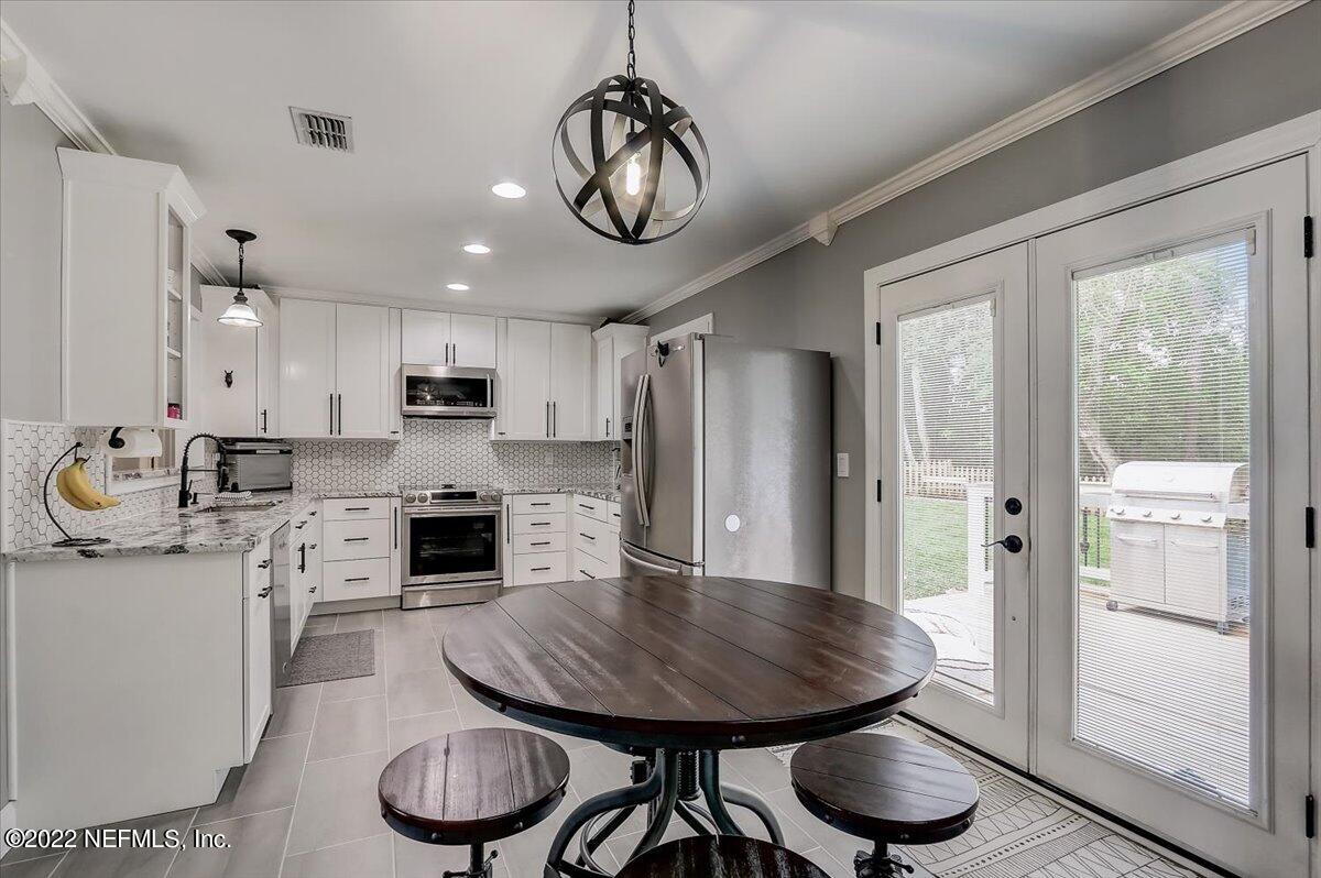 4530 Bull Run Road Jacksonville, FL 32210 - Photo 10 of 32 10-Bull Run Rd-010