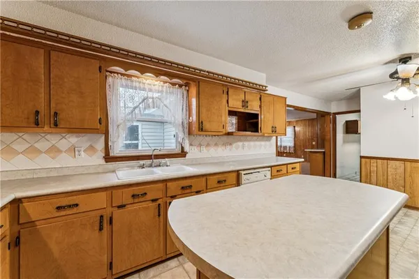 $229,000 | 12 Southeast 15th Street, Concordia, MO 64020