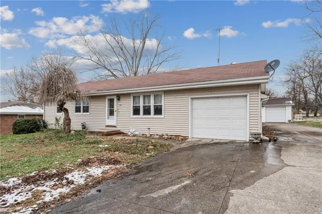 $229,000 | 12 Southeast 15th Street, Concordia, MO 64020