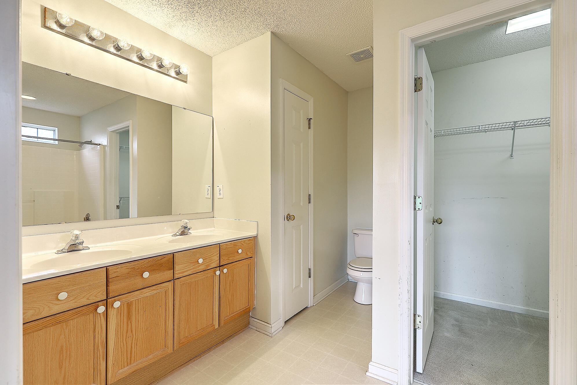 559 Carters Grove Road Charleston, SC 29414 - Photo 16 of 26 IMG_8685_86_87_88_89_90_91