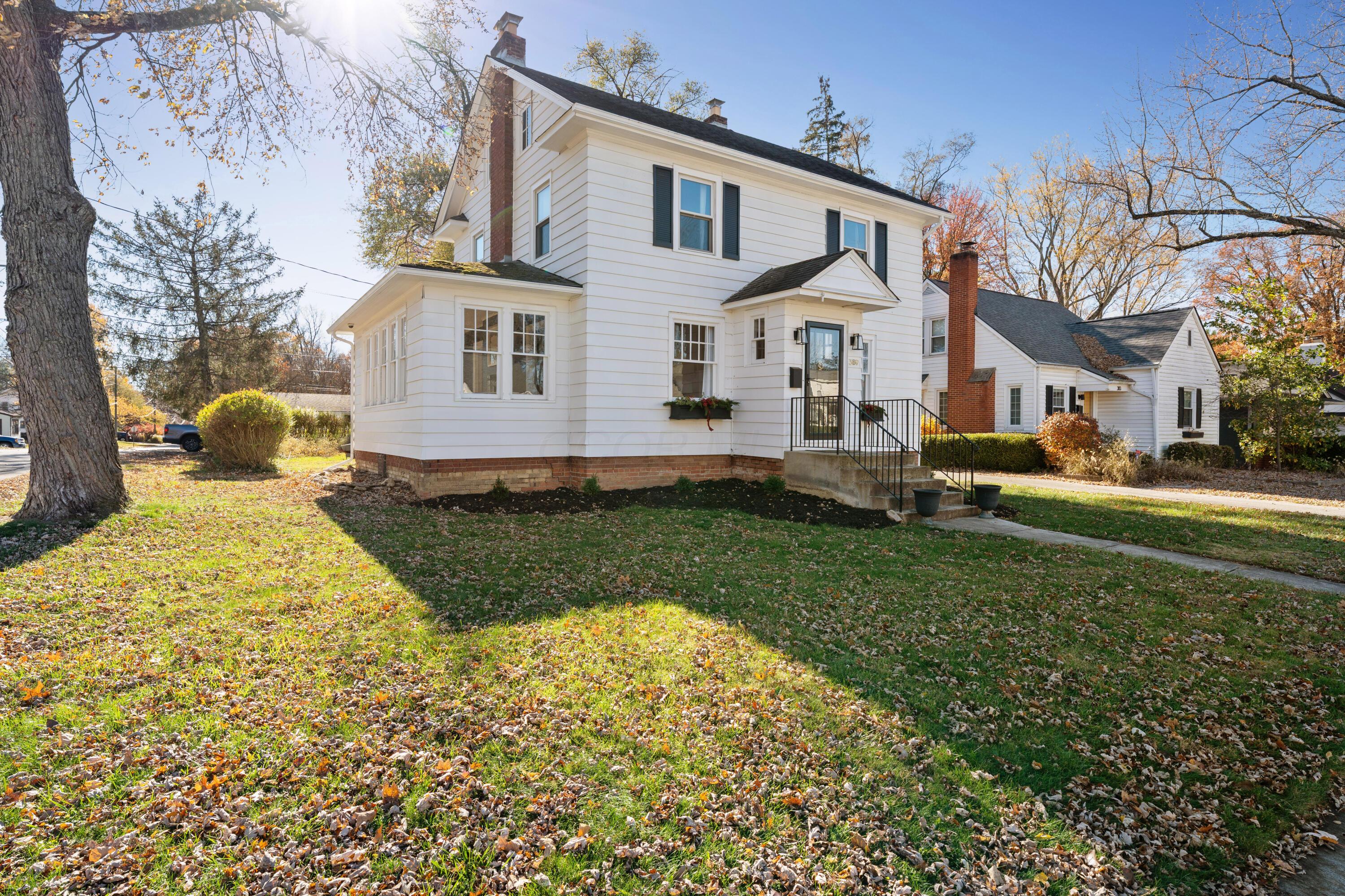 389 Wetmore Road Columbus, OH 43214 - Photo 2 of 33 side view