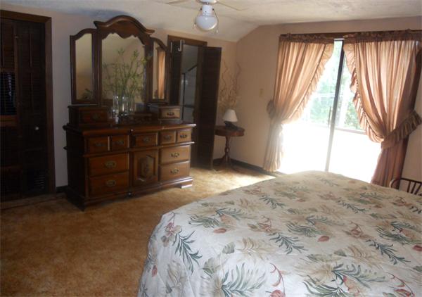16 Cross Court Webster, MA 01570 - Photo 20 of 21 Gallery Image 20