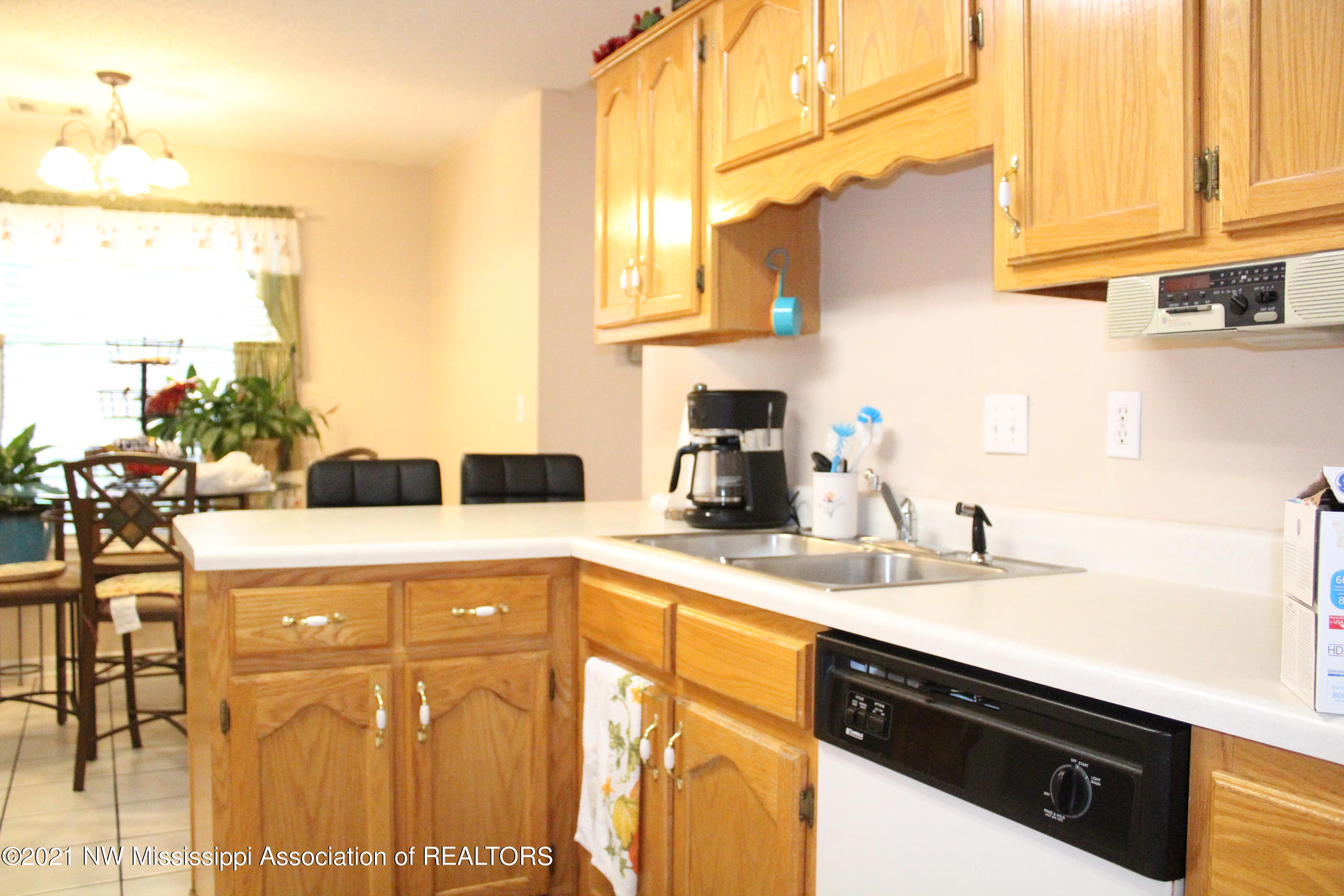 417 Timber Way South Hernando, MS 38632 - Photo 14 of 46 IMG_3136