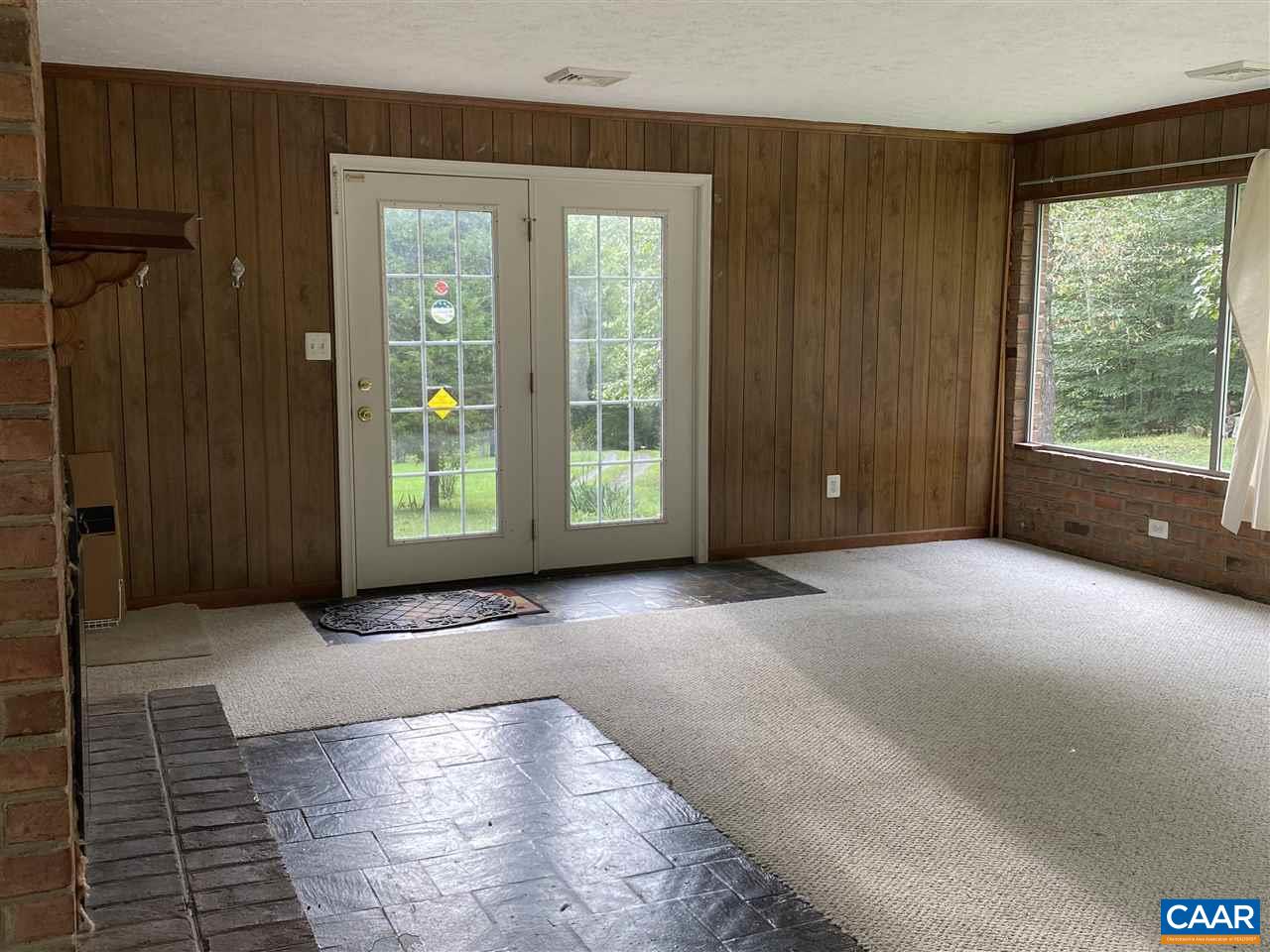 1535 South Blue Ridge Turnpike Rochelle, VA 22738 - Photo 14 of 22 a view of entryway with a front door