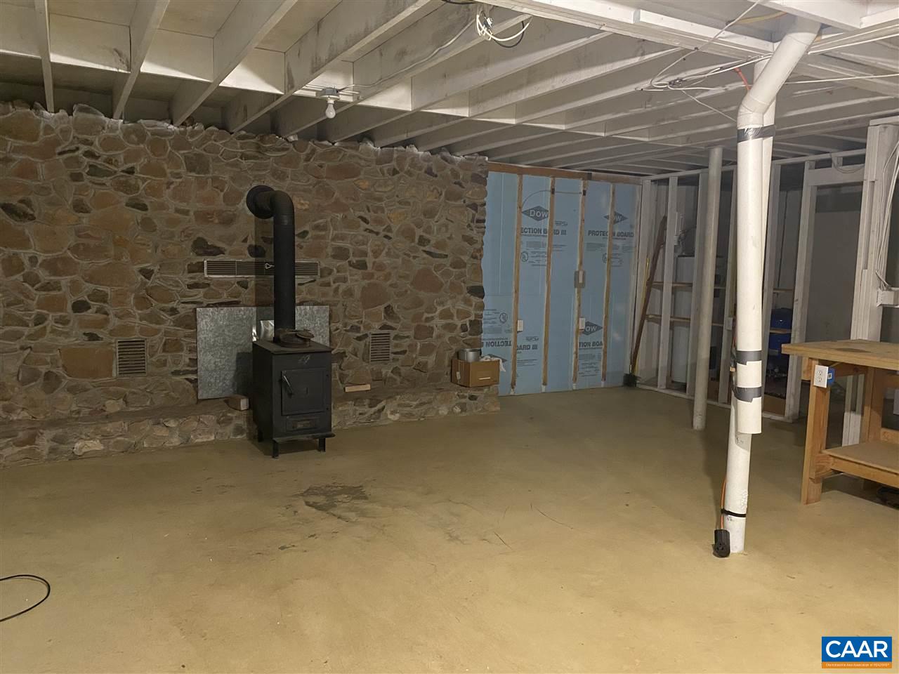1535 South Blue Ridge Turnpike Rochelle, VA 22738 - Photo 16 of 22
