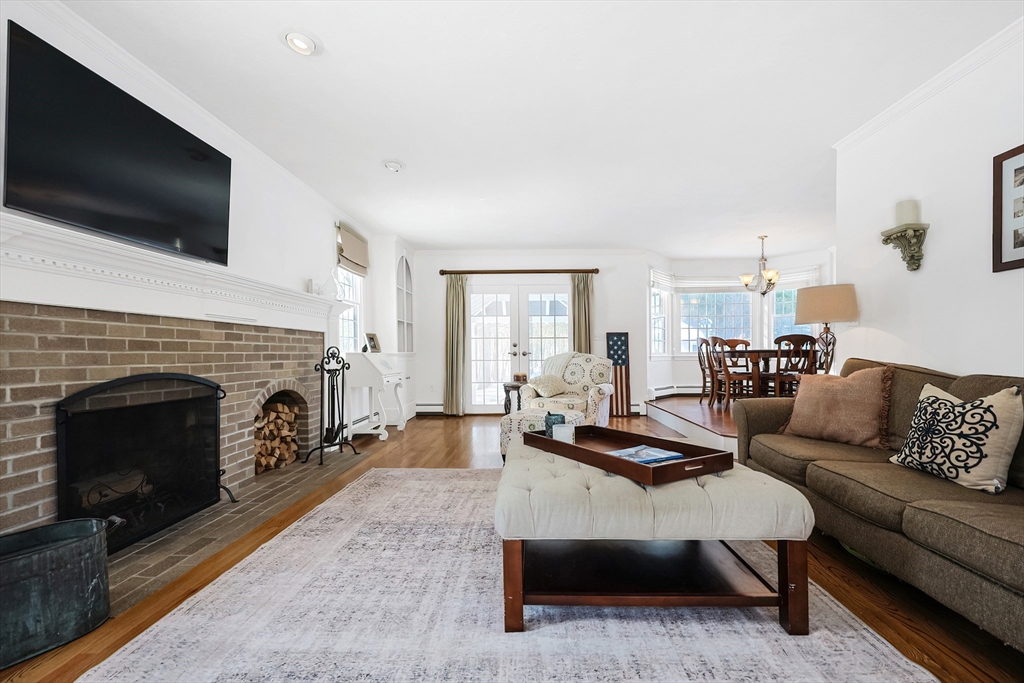 6 Trevor Road Franklin, MA 02038 - Photo 8 of 42 Gallery Image 8