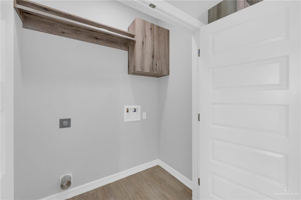 516 Bridget Street Weslaco, TX 78596 - Photo 10 of 24 a view of small space