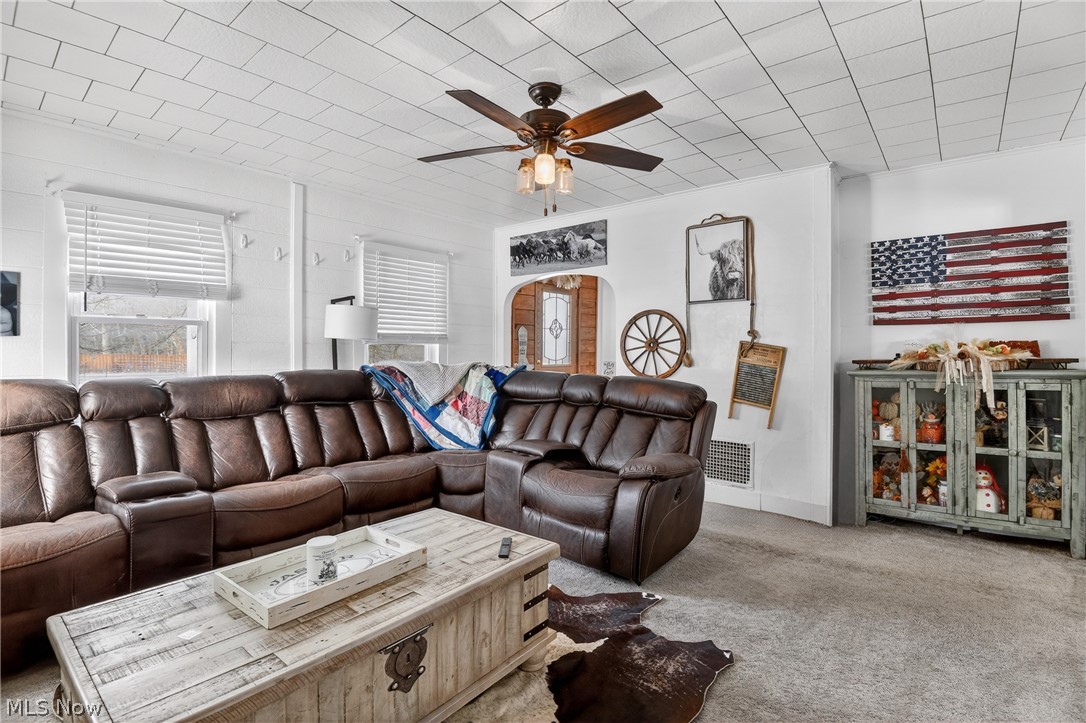 12443 Goshen Road Salem, OH 44460 - Photo 7 of 36