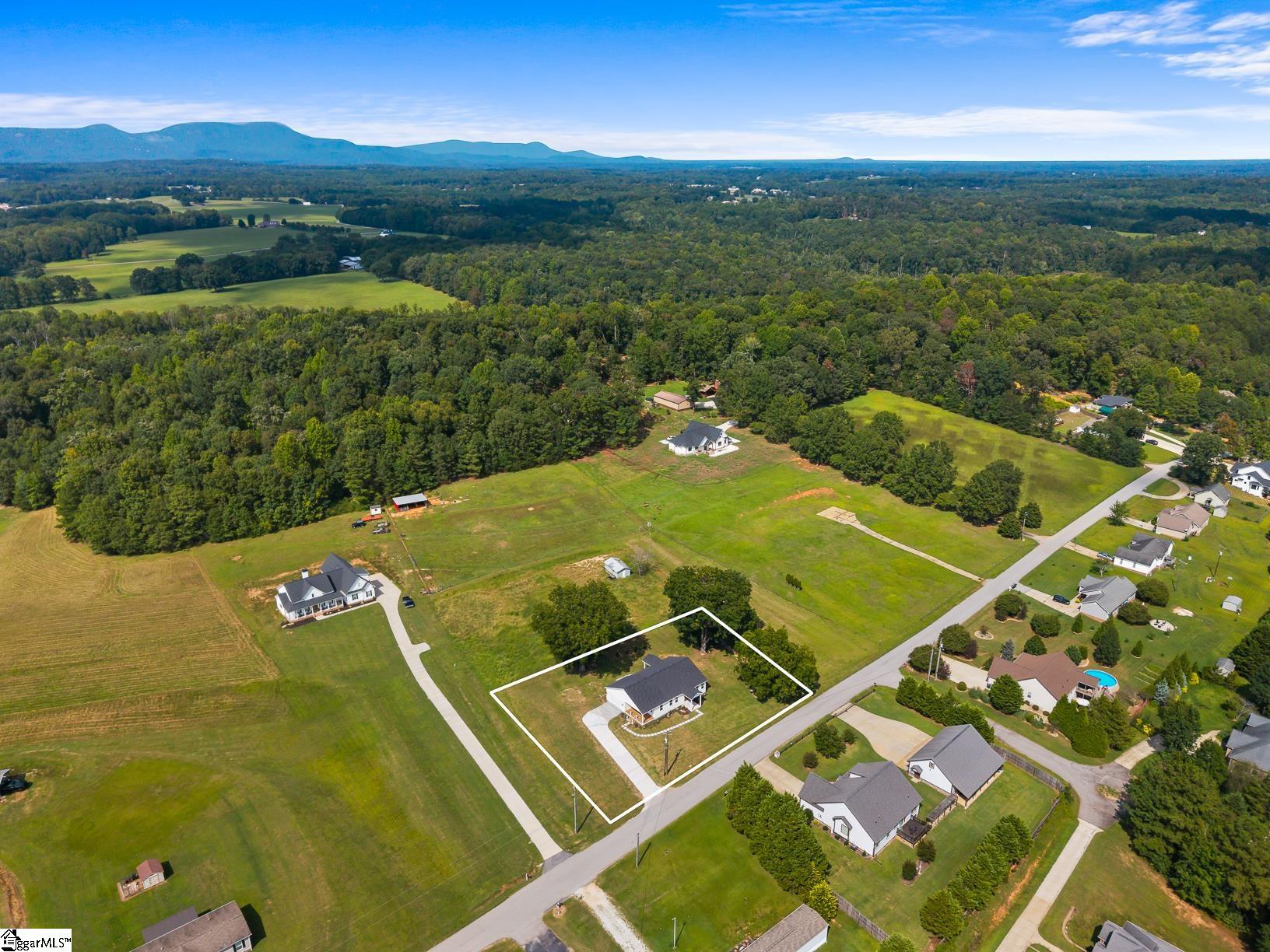 2024 Edwards Lake Road Greer, SC 29651 - Photo 30 of 31 Gallery Image 30