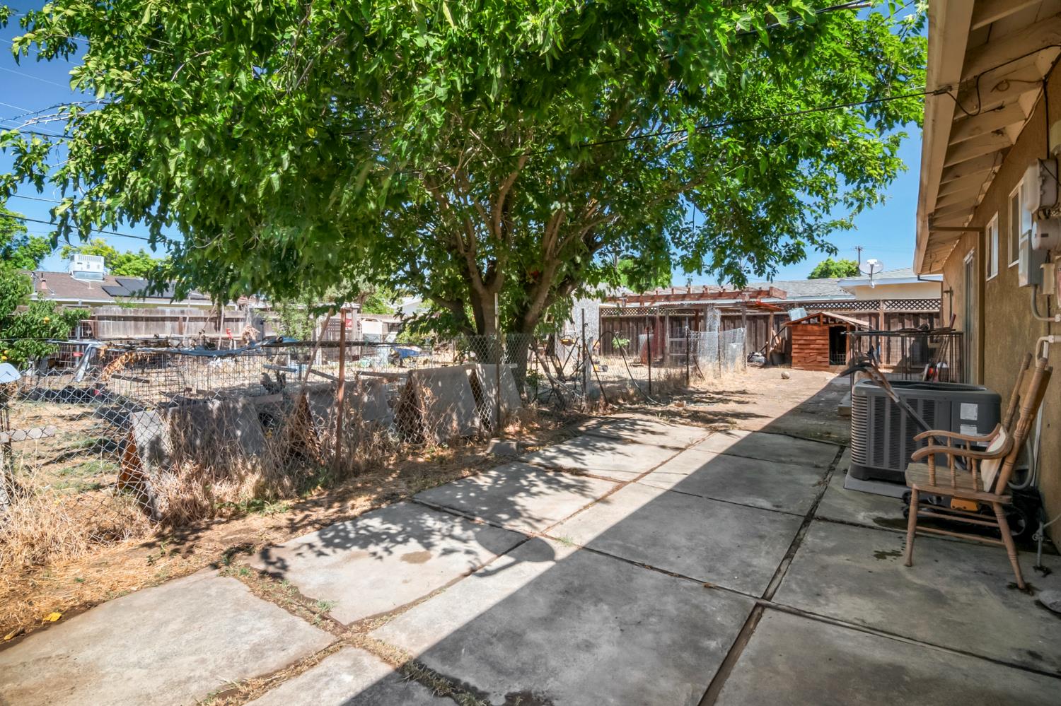 155 North Mercey Springs Road Los Banos, CA 93635 - Photo 15 of 22