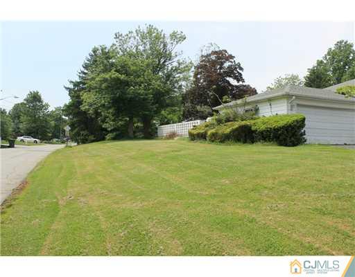 379 Rahway Road Edison, NJ 08820 - Photo 2 of 6 Gallery Image 2